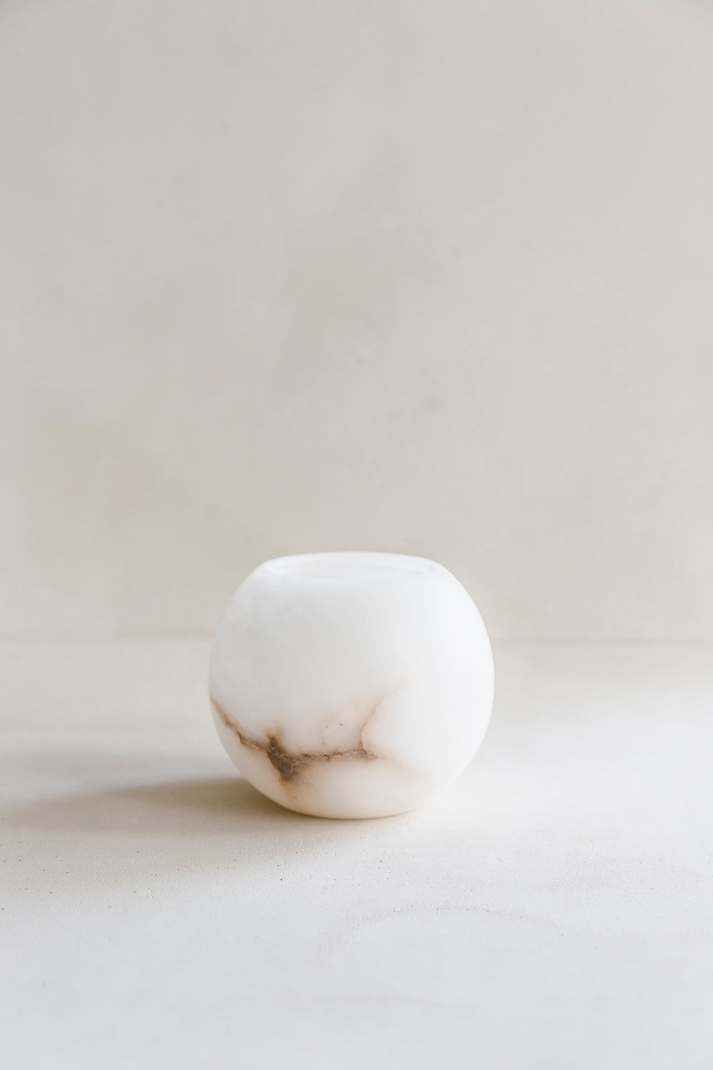 Basil wit - Theelichthouder Albast