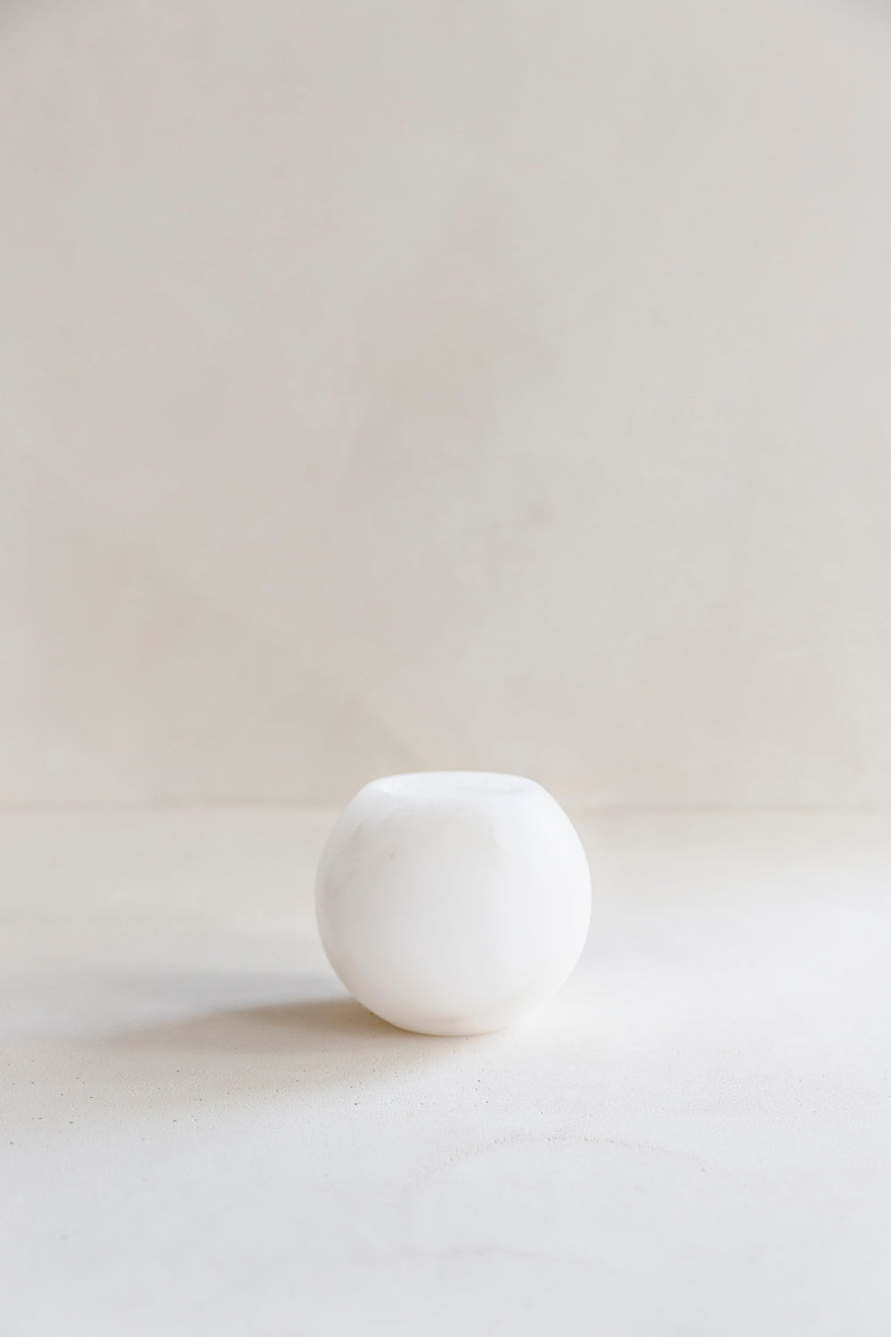 Bella wit - Theelichthouder Albast