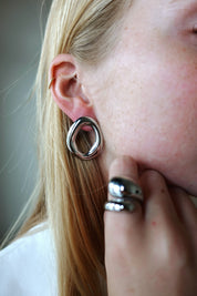 Bold Circle oorbellen - Zilver